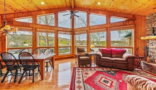 House, Multiple Beds, Hot Tub (Elk Lodge At The Lake)