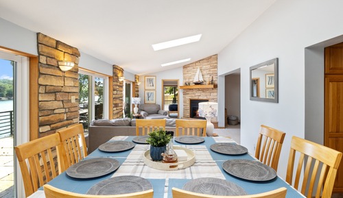 House, Multiple Beds, Patio (Bogue Bay Lake Front Oasis)