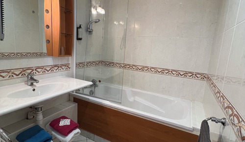 Comfort Room, Mountain View