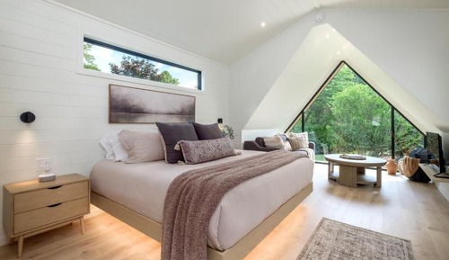 Deluxe Cabin, Garden View
