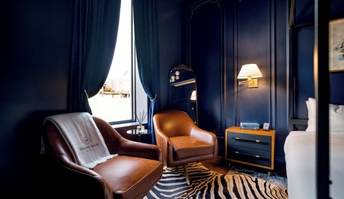 King Suite-Room 4