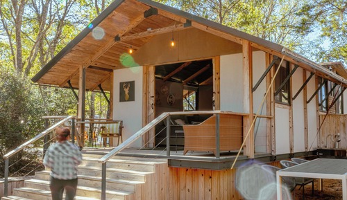 Deluxe Cabin, 1 Bedroom, Refrigerator & Microwave, Lake View