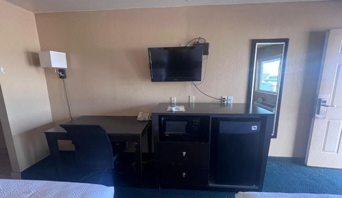Double Room, 2 Queen Beds, Non Smoking
