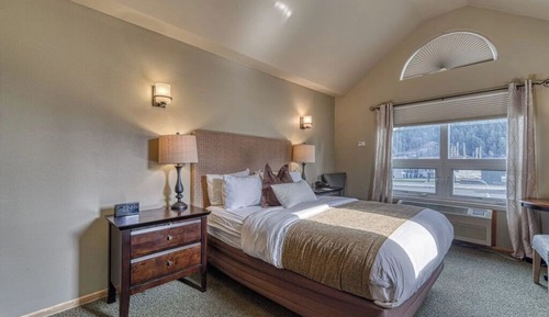 Classic Room, Harbor View