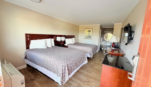Double or Twin Room, 2 Double Beds, Smoking