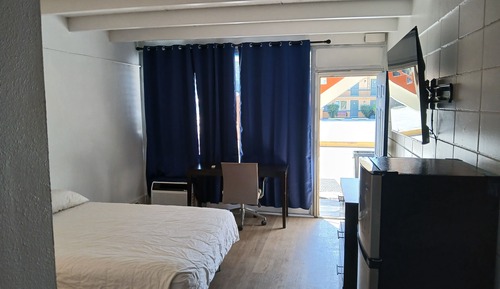 Room, 1 Queen Bed, Pets Allowed
