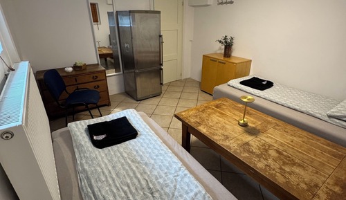 Economy Room, 2 Twin Beds, Non Smoking