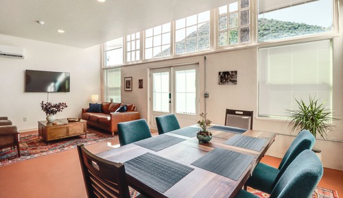 House (1 Bedroom)