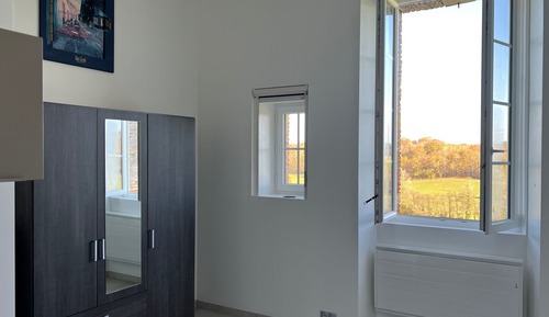 Comfort Apartment, Hill View