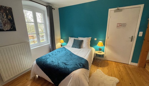 Traditional Duplex, River View