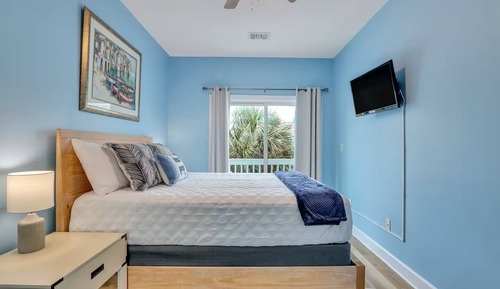 Apartment, Partial Ocean View
