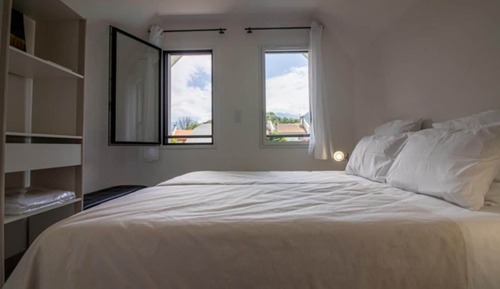Comfort Villa, Patio, Mountain View