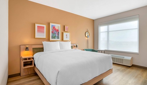 Standard Room, 1 King Bed, Non Smoking