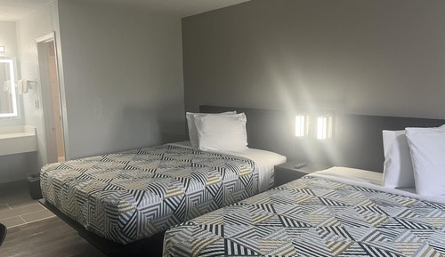 Deluxe Room, 2 Queen Beds, Non Smoking