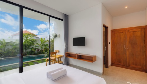 Double Room, Pool View