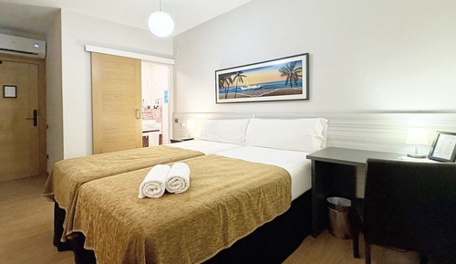 Standard Twin Room, Non Smoking