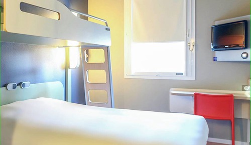 Economy Triple Room, Multiple Beds