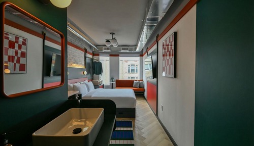 Premium Studio Suite, 1 Queen Bed