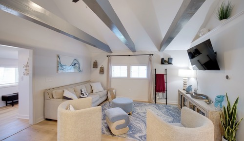House (3 Bedrooms)