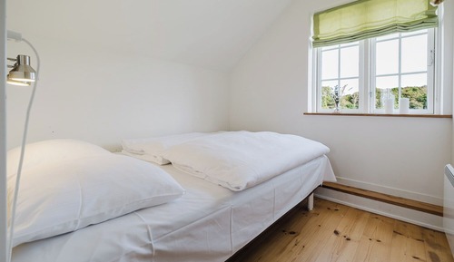 Classic Cottage, 2 Bedrooms, Pets Allowed