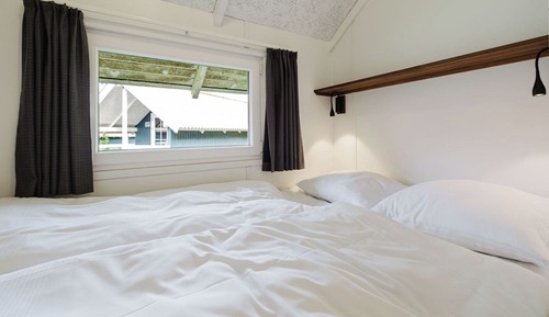 Classic Cottage, 2 Bedrooms, Pets Allowed