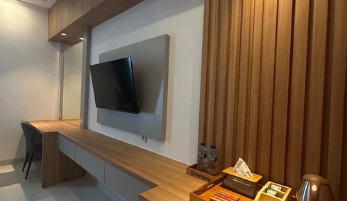 Deluxe Twin Room, City View