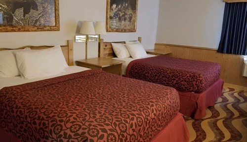 Standard Room, 2 Queen Beds, Non Smoking (Pet Friendly)