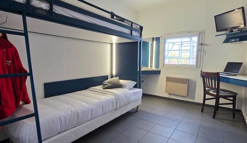 Economy Twin Room