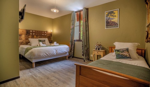 Classic Triple Room, River View