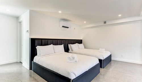 Signature Penthouse, City View
