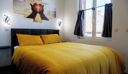 Deluxe Apartment, Garden View