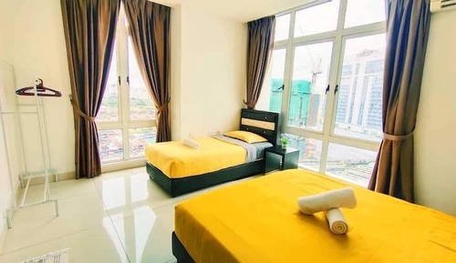 Basic Apartment, City View