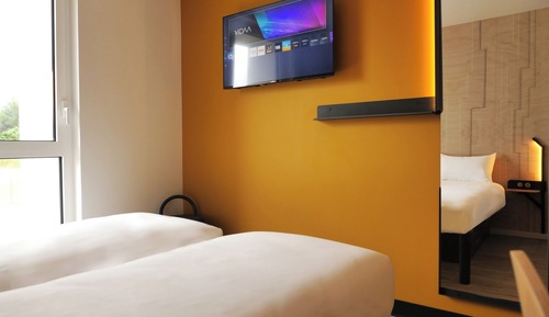 Classic Twin Room