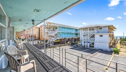 Standard Double Room, Partial Ocean View