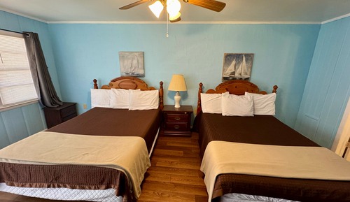 Economy Room, 2 Queen Beds