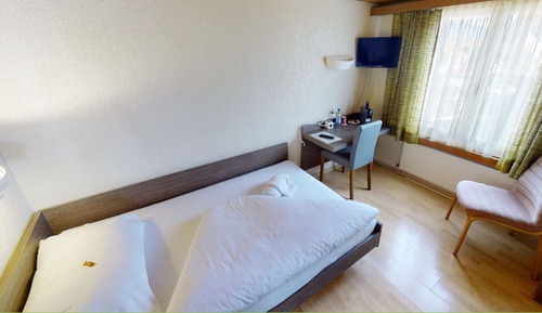 Basic Single Room, Mountain View