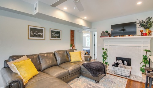 Apartment (2 Bedrooms)