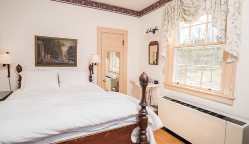 Classic Double Room, Garden View
