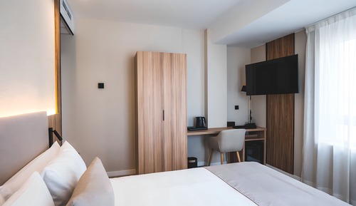 Standard Double or Twin Room, City View
