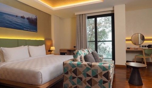 Deluxe Premier Room