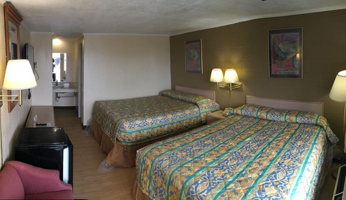 Standard Room, 2 Queen Beds, Smoking