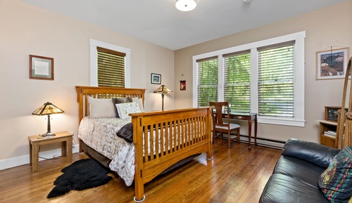 Romantic Studio Suite