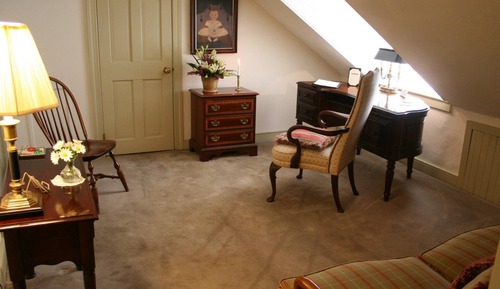 Suite, 1 Queen Bed, 2 Bathrooms (3rd floor, accessible by stairs only)