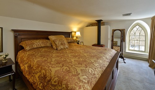 Suite, 1 King Bed, Fireplace (3rd floor, accessible by stairs only)