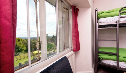 4 Bed Private Room Ensuite including Double Bed