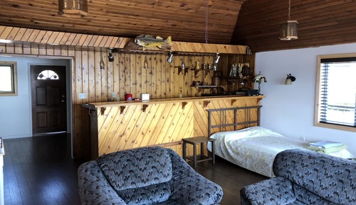 Traditional Studio Suite, Lake View