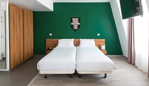 Standard Twin Room
