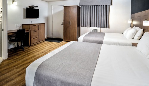 Standard Room, 2 Double Beds