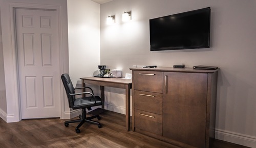 Standard Room, 1 Queen Bed