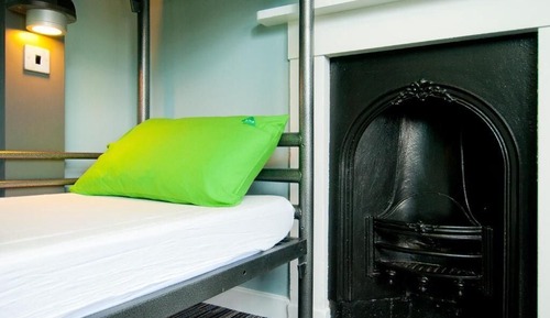 Room, Ensuite (3 Bed Private including Double Bed)